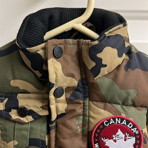 Canada Weather Gear Green Camo Toddler Sleeveless Maintains Warmth Vest- Size 4 - Picture 3 of 16